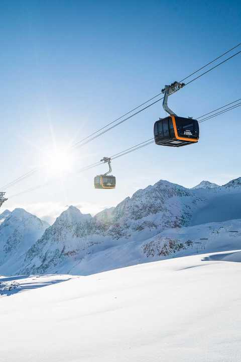 Spring skiing in the Stubaital